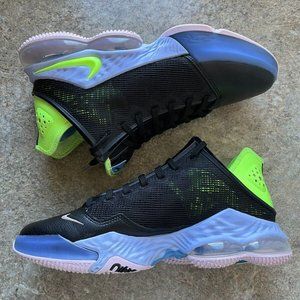 Men’s Nike LeBron 19 XIX Low React Ghost Green Size 9 DO9829 001